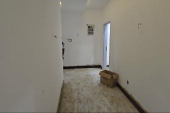 Agrable et impeccable maison  Kasangiri en diagonale de lentre Cimetire Kasangiri Courant permanent de panneau et leau de forage permanent